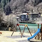 Casa 3*